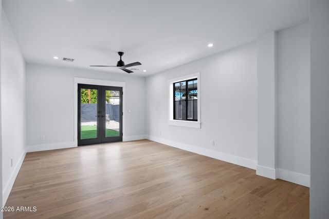 3616 E FAIRMOUNT Avenue, Phoenix, AZ 85018