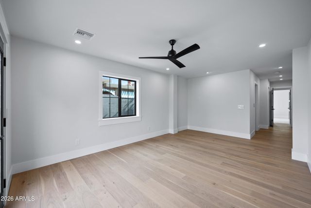 3616 E FAIRMOUNT Avenue, Phoenix, AZ 85018