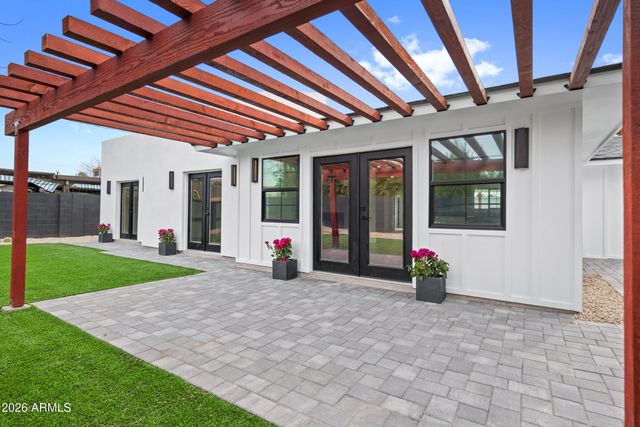 3616 E FAIRMOUNT Avenue, Phoenix, AZ 85018