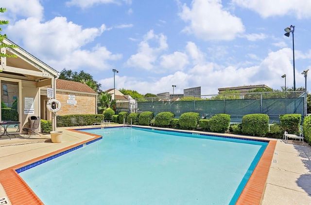 7950 N Stadium Drive 175, Houston, TX 77030