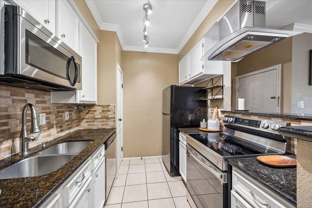 7950 N Stadium Drive 175, Houston, TX 77030