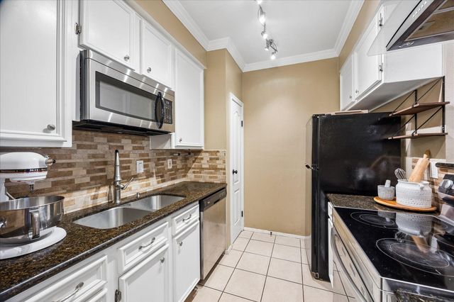 7950 N Stadium Drive 175, Houston, TX 77030