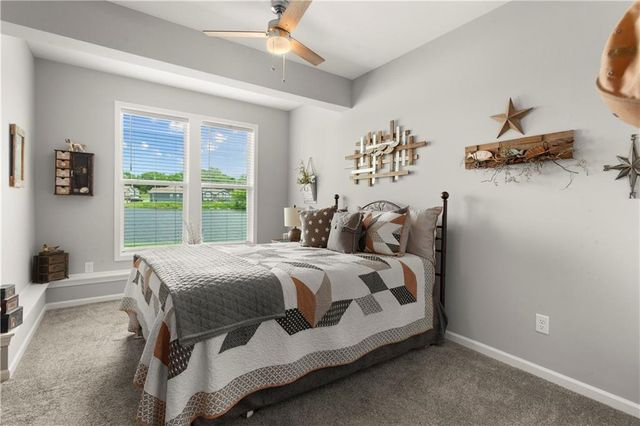 1112 SW Crabtree Circle, Oak Grove, MO 64075