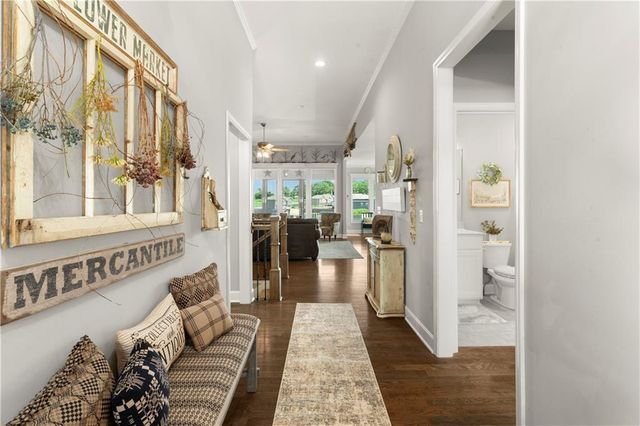1112 SW Crabtree Circle, Oak Grove, MO 64075