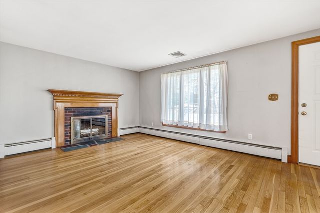 17 Walters Ave, Dedham, MA 02026