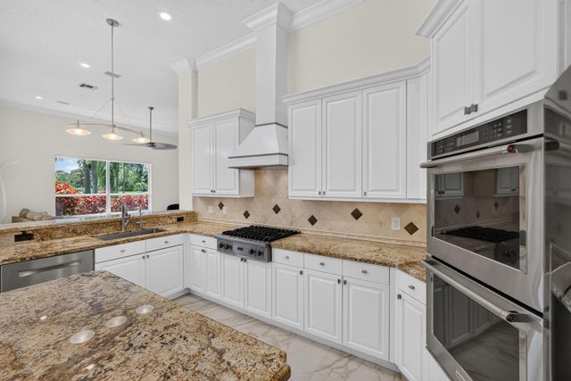 8055 Woodsmuir Drive, West Palm Beach, FL 33412