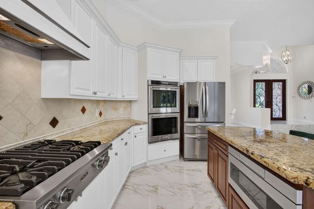8055 Woodsmuir Drive, West Palm Beach, FL 33412