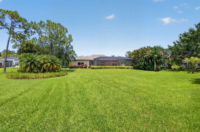 8055 Woodsmuir Drive, West Palm Beach, FL 33412