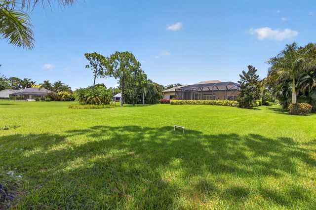 8055 Woodsmuir Drive, West Palm Beach, FL 33412