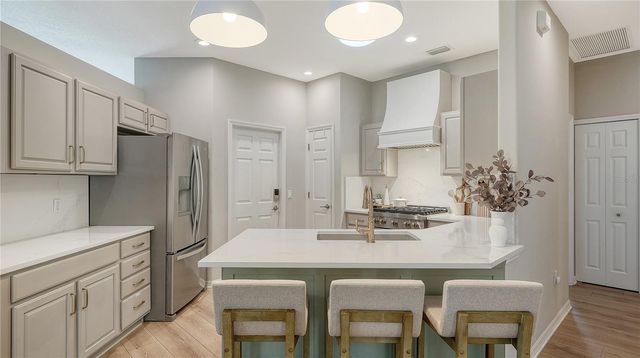 8119 TABBYSTONE PLACE, University Park, FL 34201