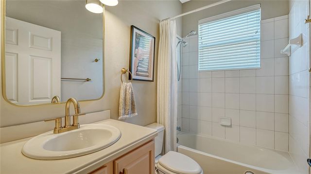 8119 TABBYSTONE PLACE, University Park, FL 34201