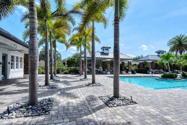 8119 TABBYSTONE PLACE, University Park, FL 34201