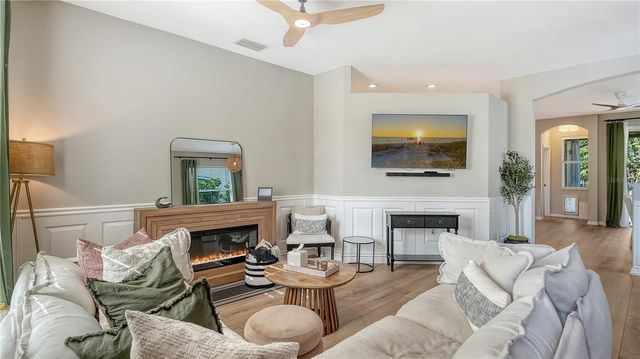 8119 TABBYSTONE PLACE, University Park, FL 34201