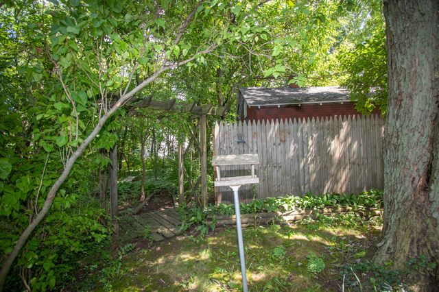 1807 Ohio Street, La Porte, IN 46350