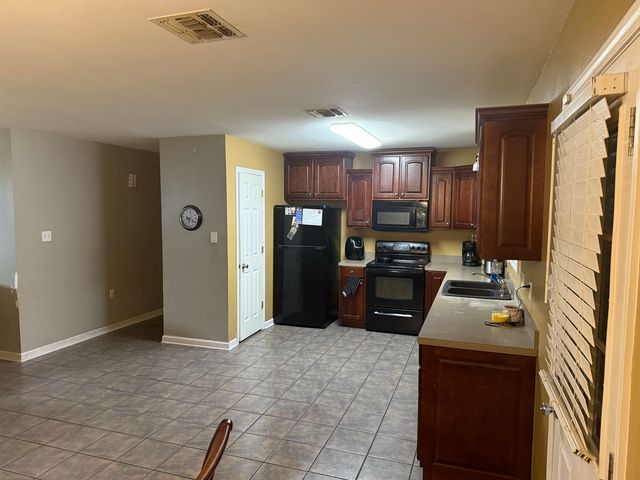 353 Monarch Dr, Houma, LA 70364