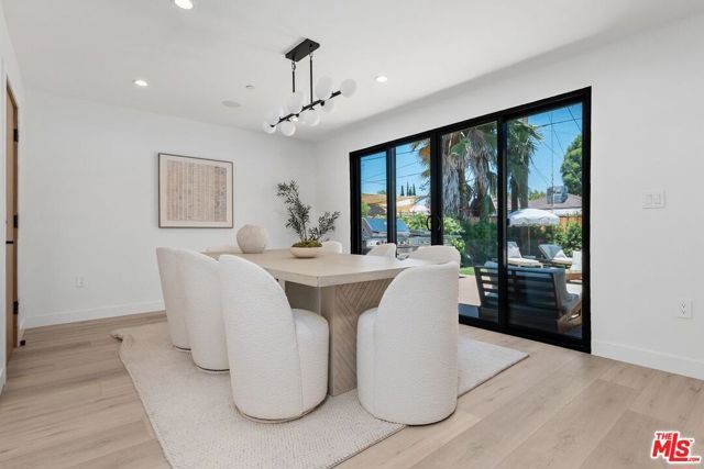 5807 Balcom Avenue, Encino (los Angeles), CA 91316