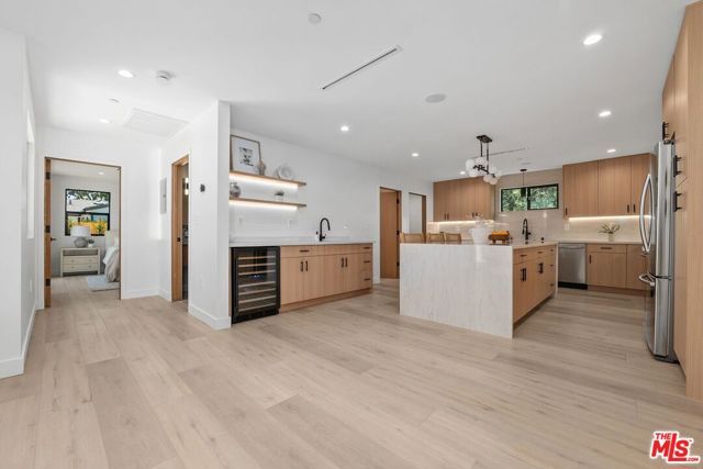 5807 Balcom Avenue, Encino (los Angeles), CA 91316