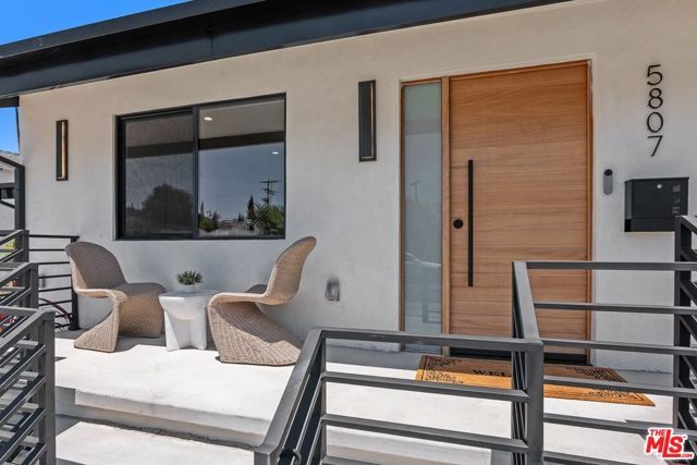5807 Balcom Avenue, Encino (los Angeles), CA 91316