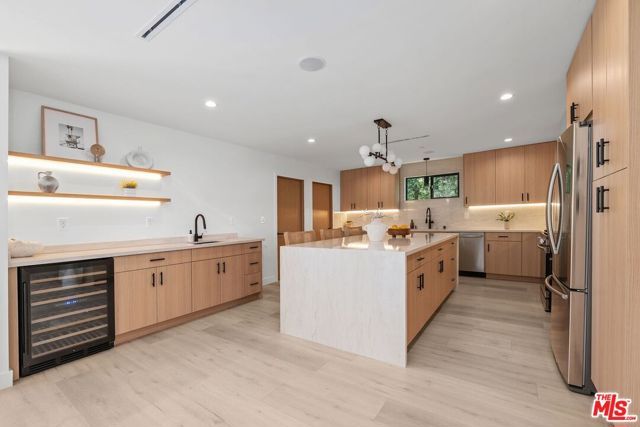 5807 Balcom Avenue, Encino (los Angeles), CA 91316