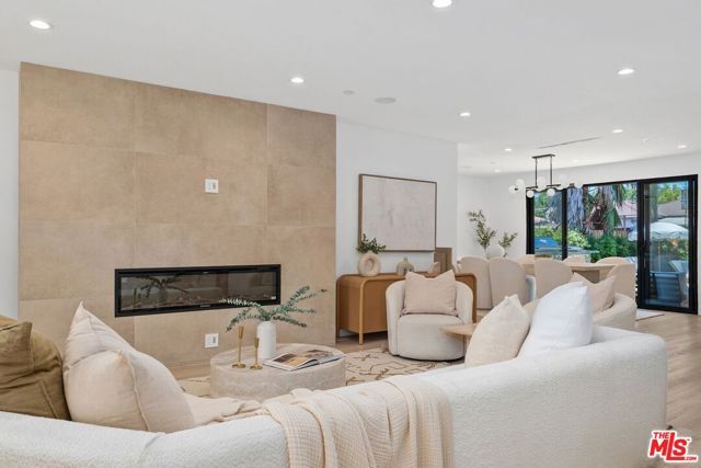 5807 Balcom Avenue, Encino (los Angeles), CA 91316