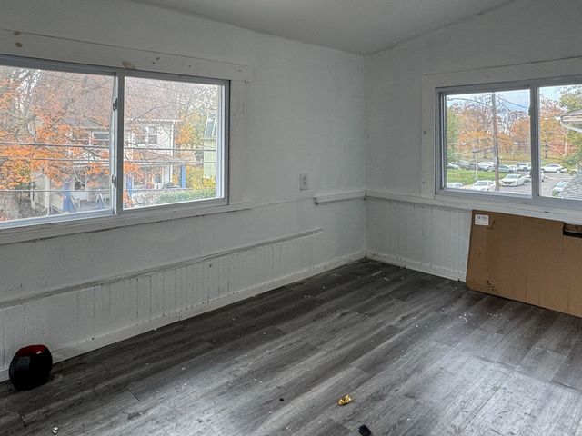 55 Myrtle Avenue 2nd floor, Bridgeport, CT 06604