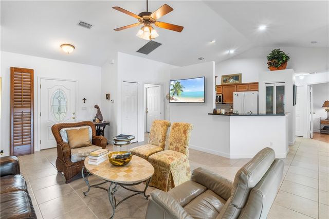 9440 87th Street, Vero Beach, FL 32967