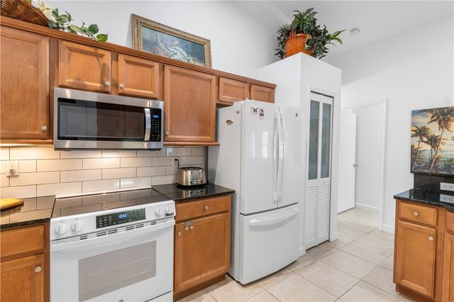 9440 87th Street, Vero Beach, FL 32967