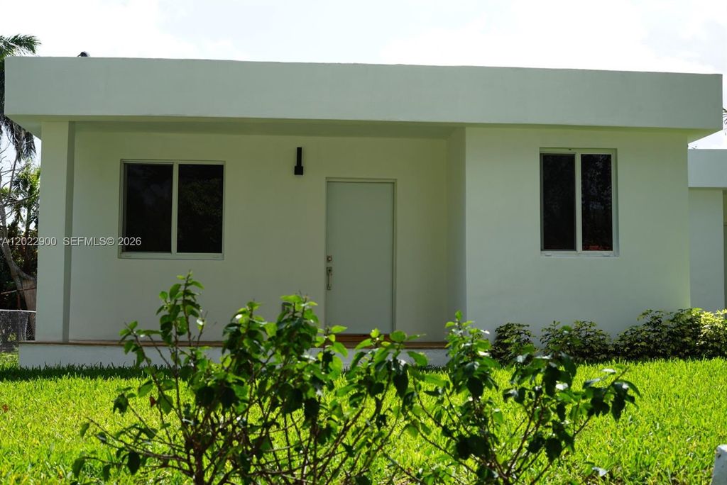 1456 NE 147 St 0, North Miami Beach, FL 33161
