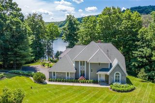 4 Harbour View Drive, New Fairfield, CT 06812