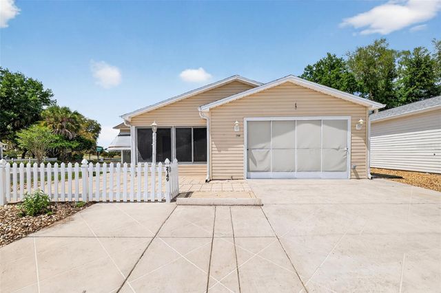 2149 ESCOBAR AVENUE, The Villages, FL 32159
