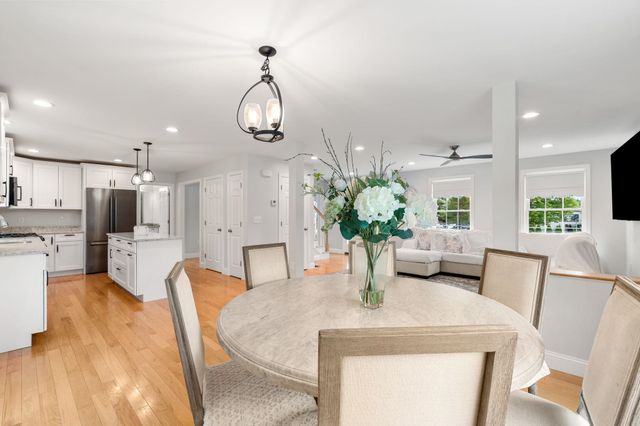 43 Hampton Road, Exeter, NH 03833