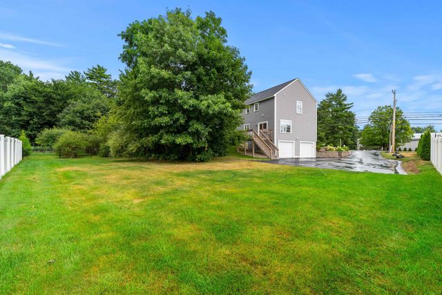 43 Hampton Road, Exeter, NH 03833