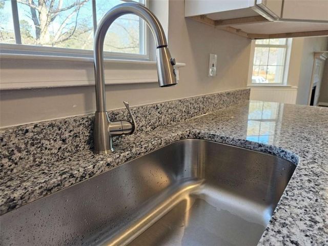 7155 Hummingbird Lane, Winston, GA 30187