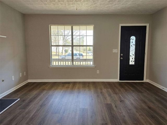 7155 Hummingbird Lane, Winston, GA 30187