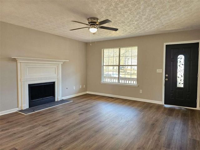 7155 Hummingbird Lane, Winston, GA 30187