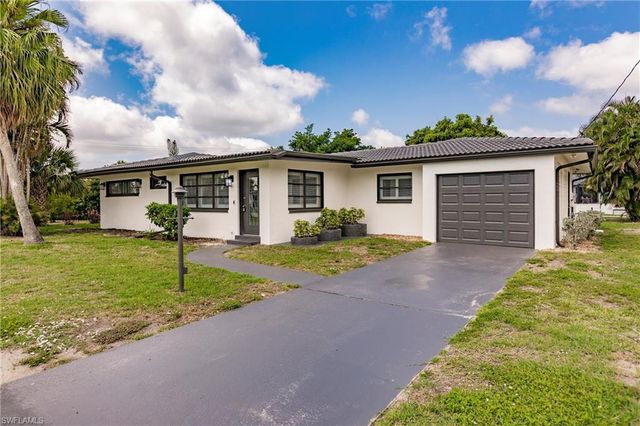 5246 Tower DR, Cape Coral, FL 33904