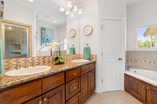 1113 Hi Fault, Horseshoe Bay, TX 78657