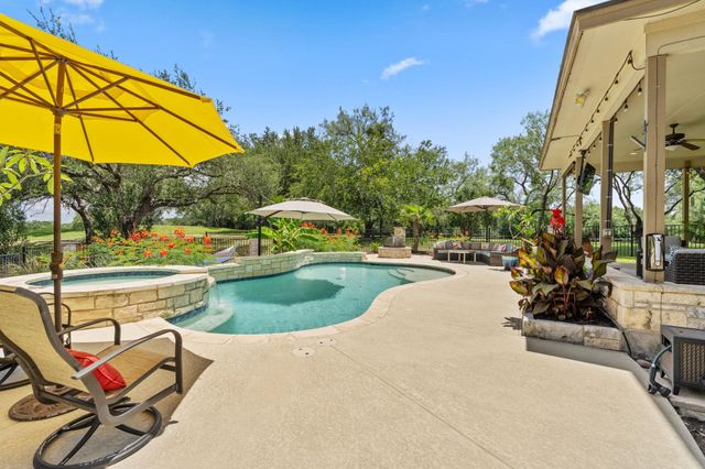 1113 Hi Fault, Horseshoe Bay, TX 78657