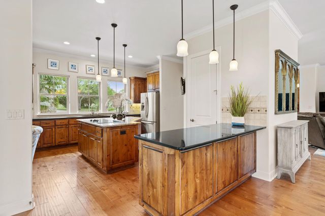 1113 Hi Fault, Horseshoe Bay, TX 78657