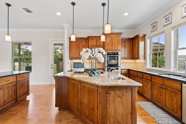 1113 Hi Fault, Horseshoe Bay, TX 78657