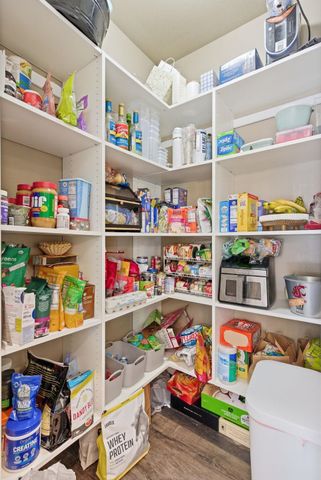 3410 E Elena Ln, Chattaroy, WA 99003