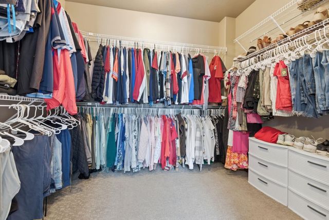 3410 E Elena Ln, Chattaroy, WA 99003