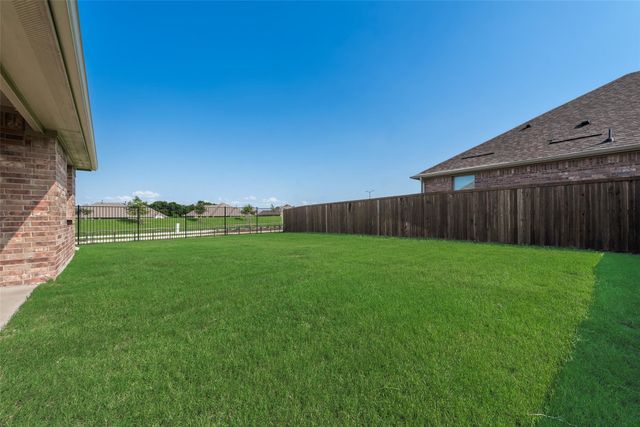 1008 Mathew Drive, Anna, TX 75409