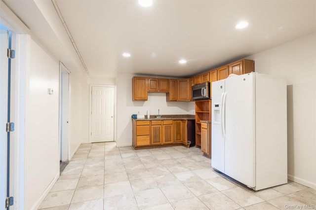 182 Whittier Drive, Mastic Beach, NY 11951