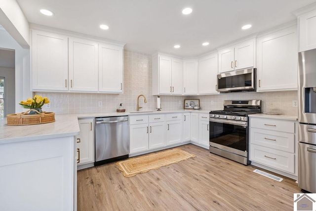 1569 Bellemeade Dr, Mayfield, KY 42066