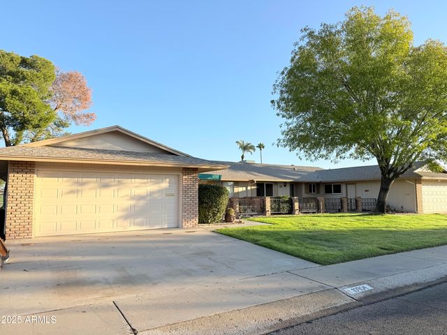 10904 W CAMEO Drive, Sun City, AZ 85351