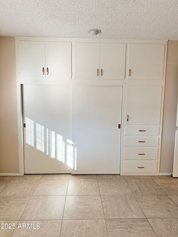 10904 W CAMEO Drive, Sun City, AZ 85351