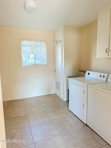 10904 W CAMEO Drive, Sun City, AZ 85351