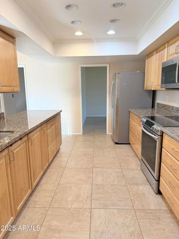 10904 W CAMEO Drive, Sun City, AZ 85351