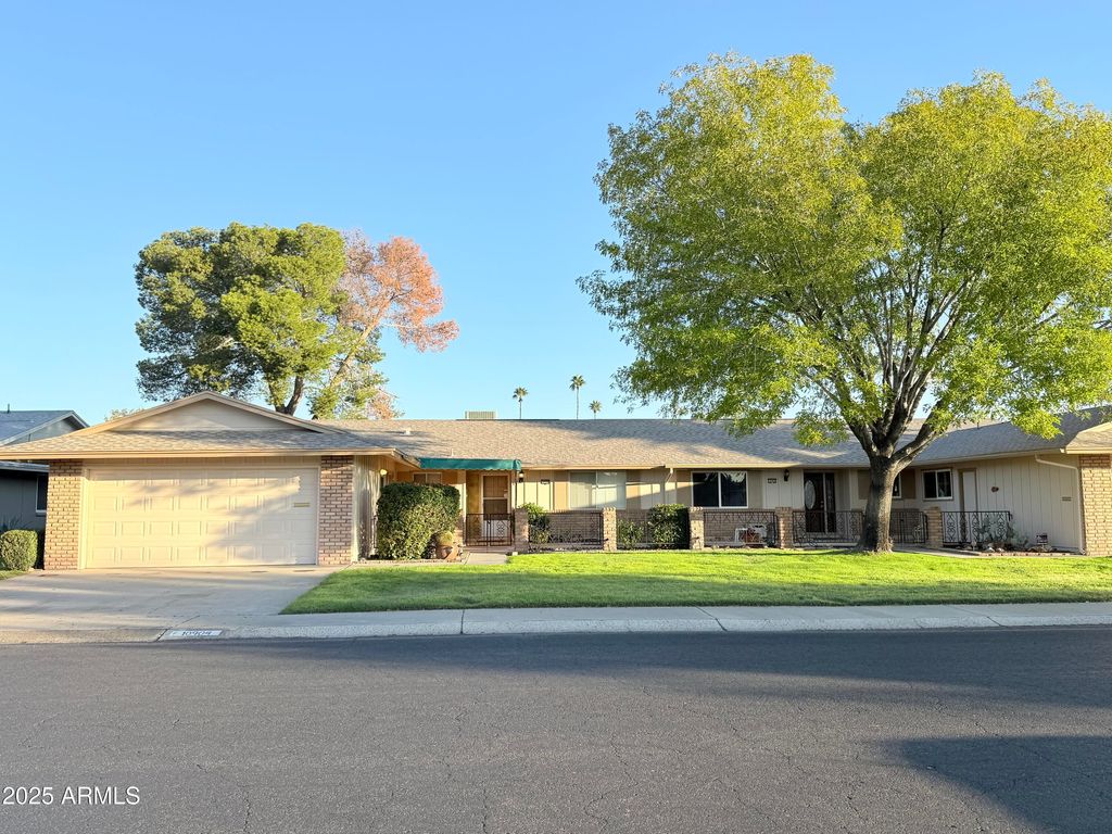 10904 W CAMEO Drive, Sun City, AZ 85351